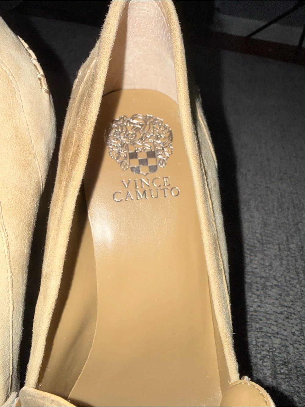 Vince Camuto Cefinlyn Suede Tassel Loafer Pumps Beige Size 11M Block Heel - Picture 14 of 16